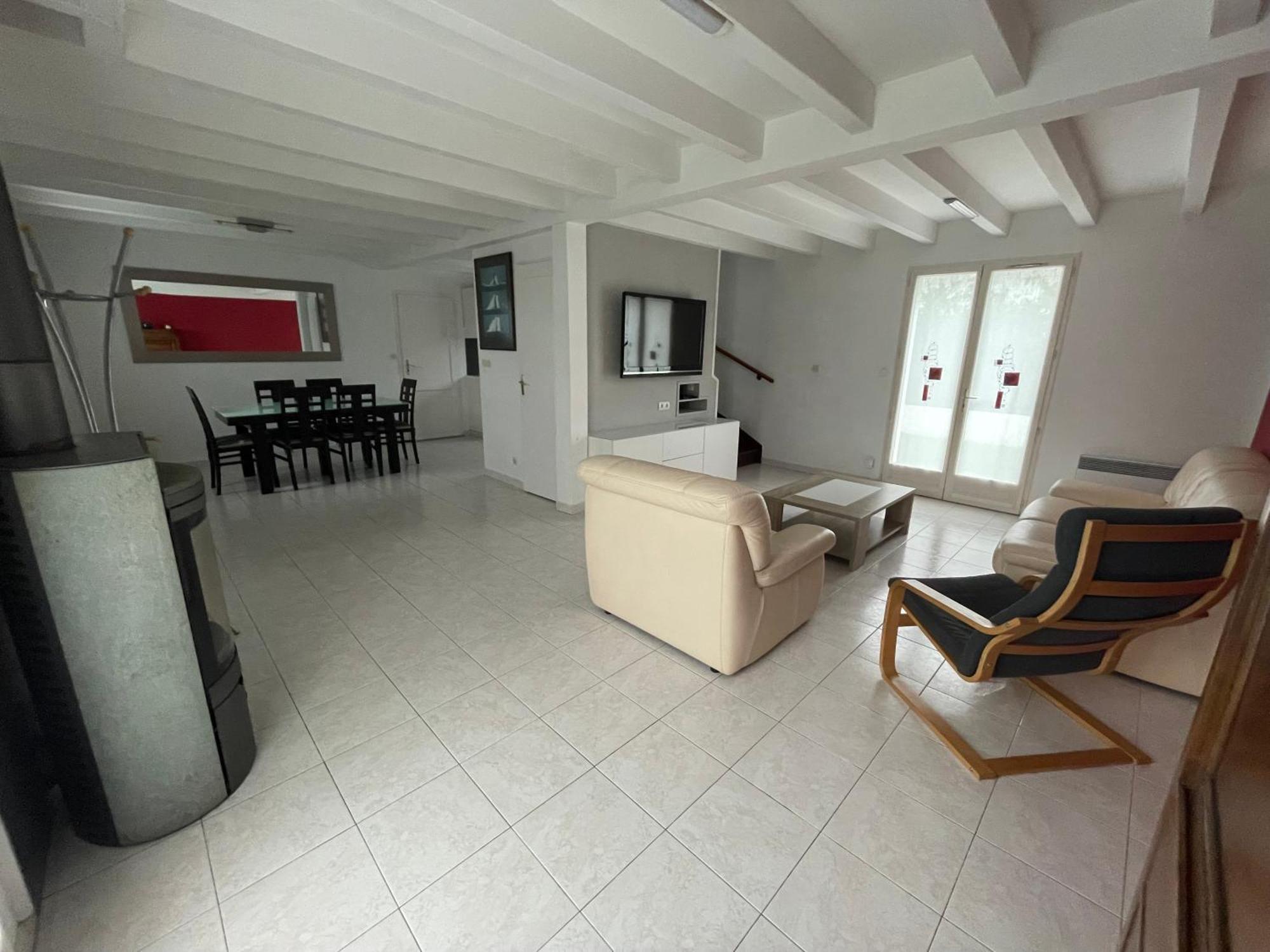 Maison Lore Mendi Elbarron Saint-Pee-sur-Nivelle Exterior photo